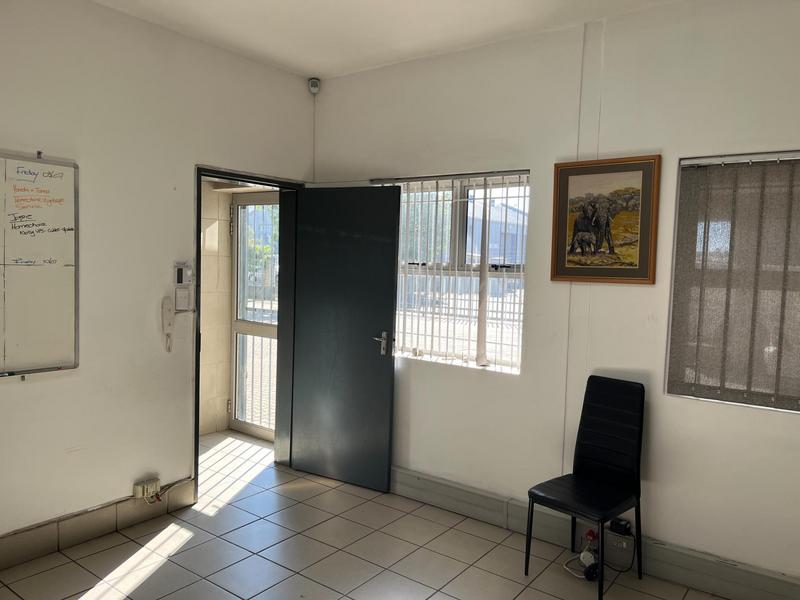To Let Commercial Property for Rent in Montague Gardens Western Cape